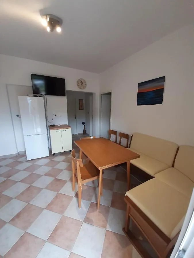 Apartmani Hajdi Traù